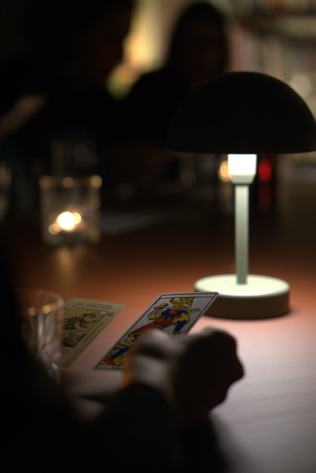 Quando i tarocchi parlano al gusto: l’esperienza Tarot Tail